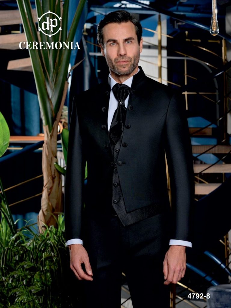 traje de novio negro
trajes de novio negros
traje de ceremonia negro
trajes de ceremonia negros